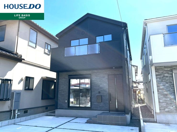 【陽当り良好】明るく暖かな光が差し込む家で、毎日が元気にスタート。南向きや開放的な窓からの自然光がたっぷりと室内に届き、季節を問わず温かみのある空間が広がります。家族全員が心地よく暮らせる住まいです。