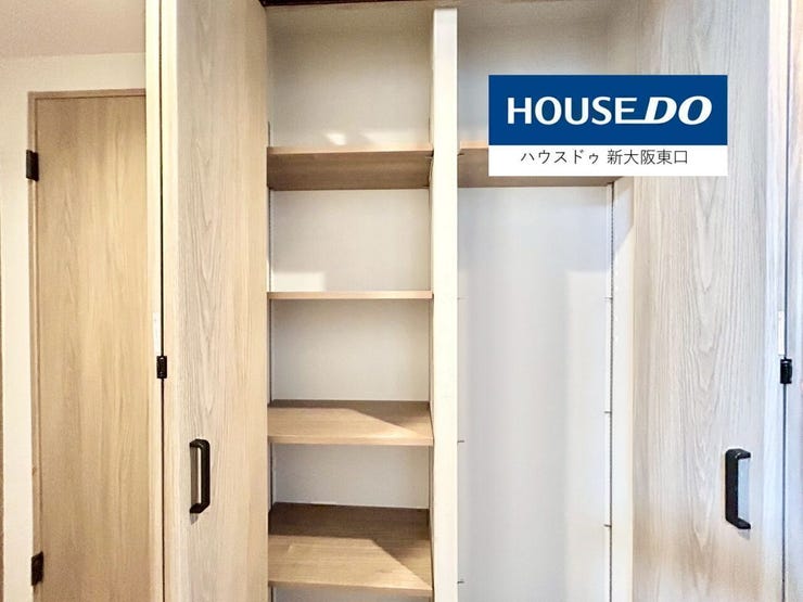 廊下にある収納室です。