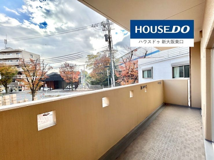 南西向きのバルコニーです。