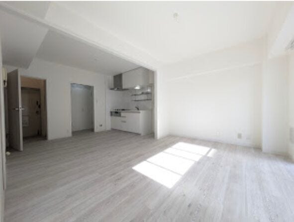 南向きならではの明るし室内