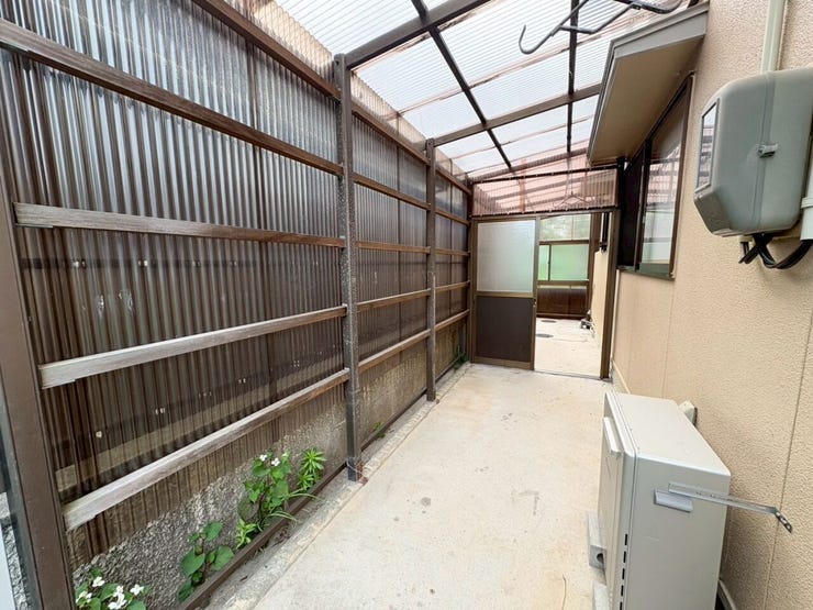 天候を気にせず活用しやすい、実用的なさしかけです♪