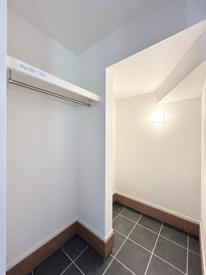 ■シューズクローク■必要なものを必要な場所に。家全体で考えられた収納計画が、ゆとりある生活を実現します。