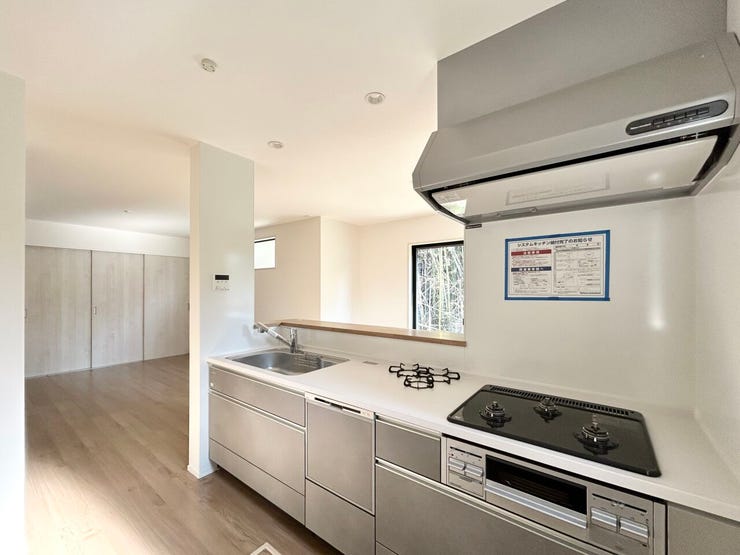 ■家族の「美味しい」が集まる舞台■高い機能性と美しいデザインを両立。料理する人も、待つ人も、笑顔になれる場所です。