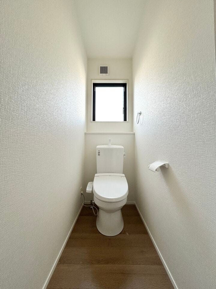 ■一人になれる安らぎの場所■清潔さと静けさを両立した空間。心落ち着くひとときを過ごせる、プライベートなレストルームです。