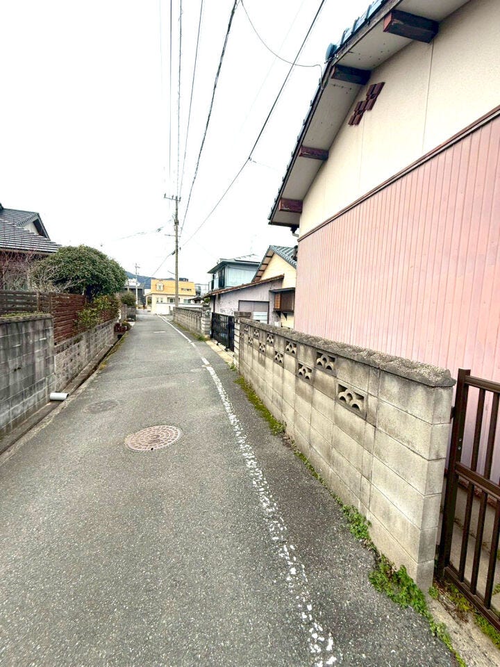 ◆小倉南区中曽根東 売土地◆土地面積約149坪◆建築条件なし◆プロパンガス◆コンビニ徒歩約3分