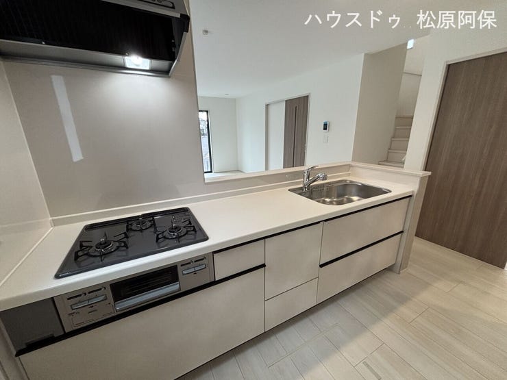 3口ガスコンロキッチン