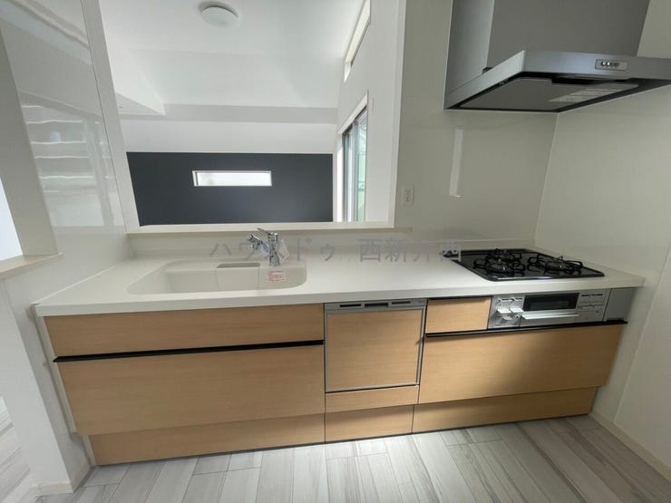 リビングが見渡せるキッチン