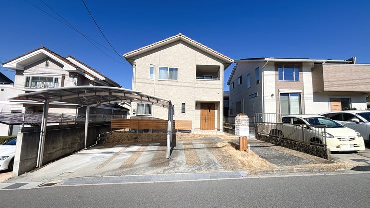 【外観】
「南生駒駅」より徒歩約9分の立地◎