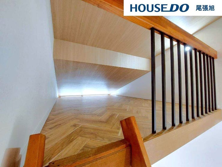 【ロフト】季節物の収納や趣味の場、お子さんの秘密基地など、多目的に活用できる空間のロフトスペースです。生活スペースをすっきり保ちながら、暮らしの幅を広げてくれる、うれしいプラスαの空間ですね♪