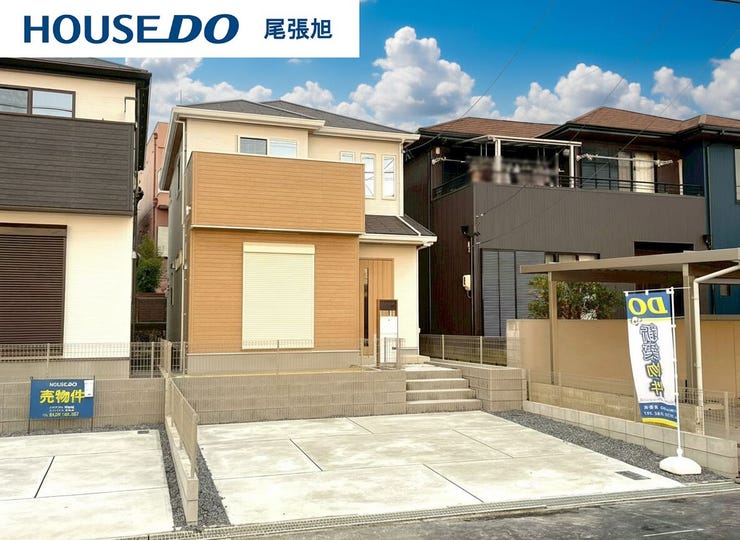 【建物外観】閑静な住宅街に、今風素敵な新築戸建てが登場しました♪駐車スペースももちろん御座います!いつでもご内覧可能です。ご見学ご相談は弊社までお気軽にお問い合わせください。