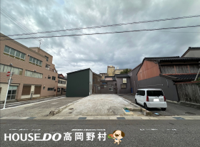 高岡市一番町