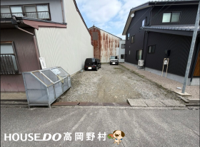 高岡市蓮美町