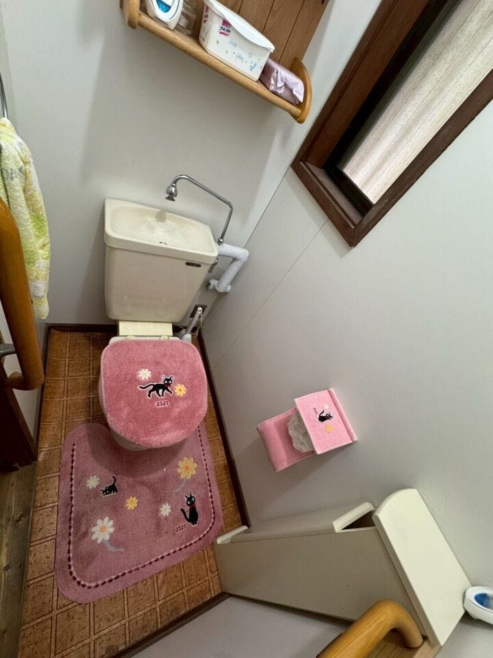 トイレ(簡易水栓・汲取)