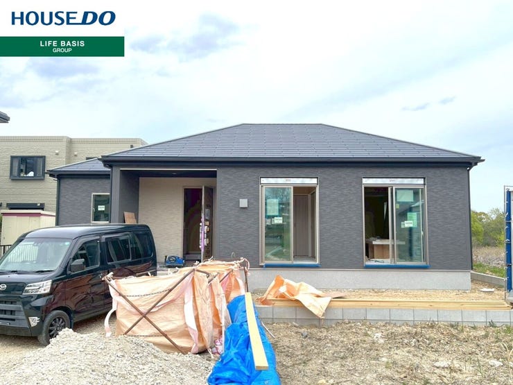 【長期優良住宅】高い耐久性と省エネルギー性を兼ね備え、環境にも配慮された邸宅です。優れた設計と建築基準に基づき、長期間にわたり快適な生活を提供。定期的なメンテナンスがし易いといった点もメリットです。