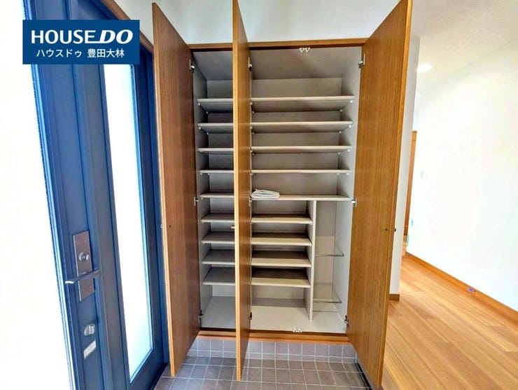 *梅坪小学校・梅坪台中学校*
見るだけ聞くだけOK!【お気軽に資料請求!不動産のことならなんでも/ハウスドゥ豊田大林】