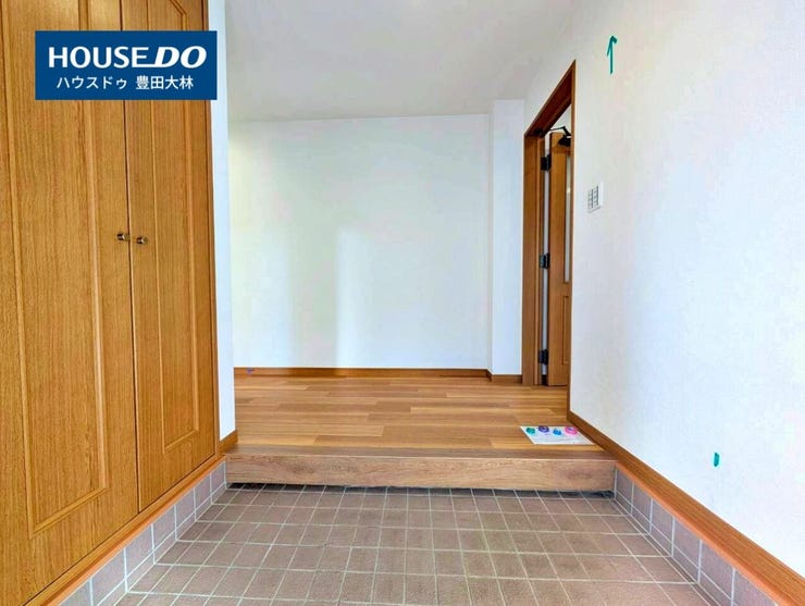 *梅坪小学校・梅坪台中学校*
見るだけ聞くだけOK!【お気軽に資料請求!不動産のことならなんでも/ハウスドゥ豊田大林】