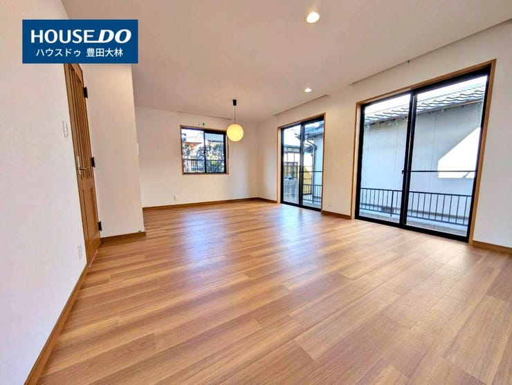 *五ヶ丘小学校・益富中学校*
見るだけ聞くだけOK!【お気軽に資料請求!不動産のことならなんでも/ハウスドゥ豊田大林】