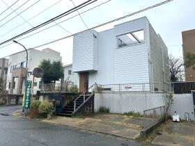 福岡市東区香椎駅東３丁目