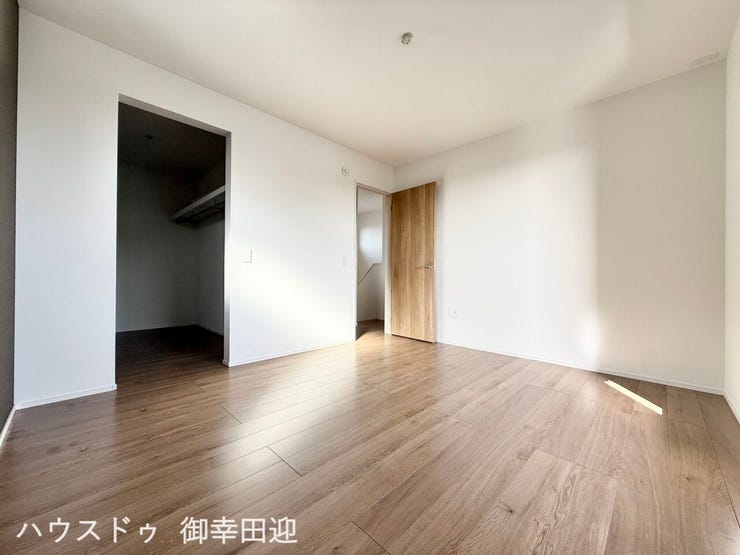 ■2階7.0帖洋室■心からリラックスできる静けさ、上質な眠りで、毎日をリセットします。明日への活力を養う空間です。