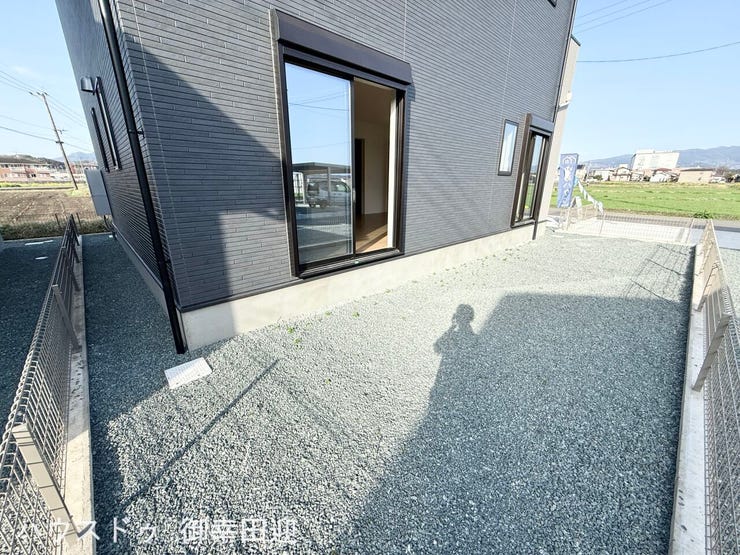 ■遊びと安らぎの多目的空間■子どもが安全に遊べ、ペットと触れ合い、大人も自然に癒やされる、暮らしを彩るスペースです。