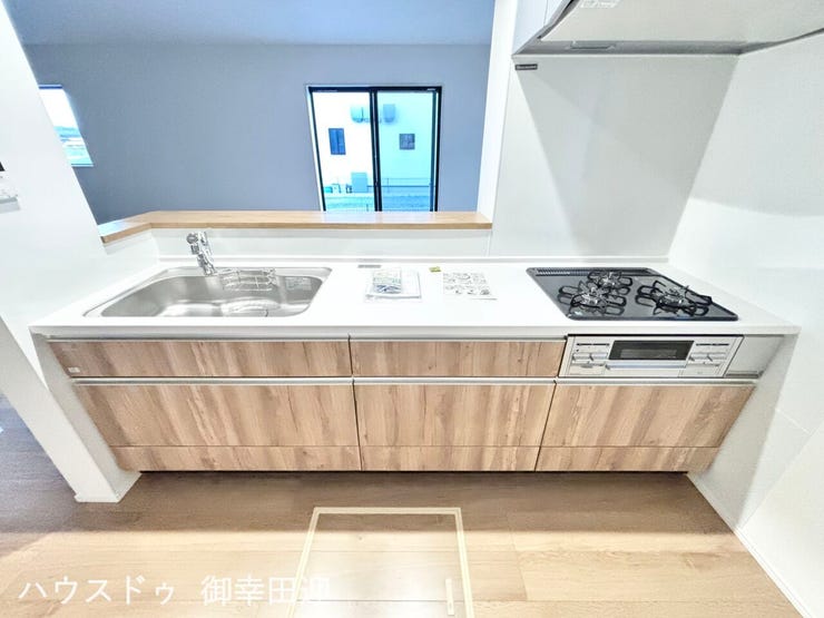 ■家族の「美味しい」が集まる舞台■高い機能性と美しいデザインを両立。料理する人も、待つ人も、笑顔になれる場所です。