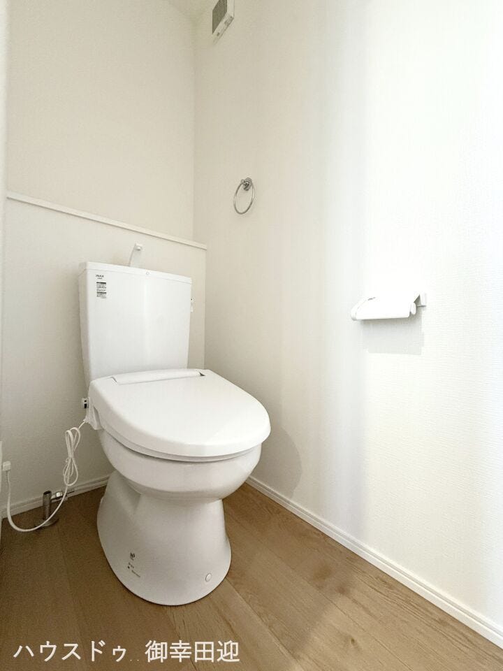 ■一人になれる安らぎの場所■清潔さと静けさを両立した空間。心落ち着くひとときを過ごせる、プライベートなレストルームです。