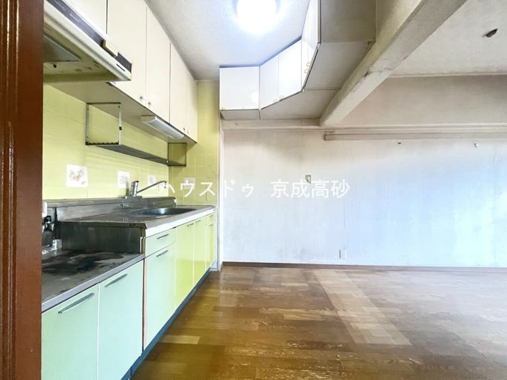 リビングダイニングスペースです。
ご家族の楽しい会話が聞こえてきますね!