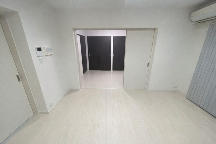 ※空室をイメージしCG加工したものです。
画像は実際の室内写真と間取り図から再現した「室内イメージ」で実際とは多少異なります。