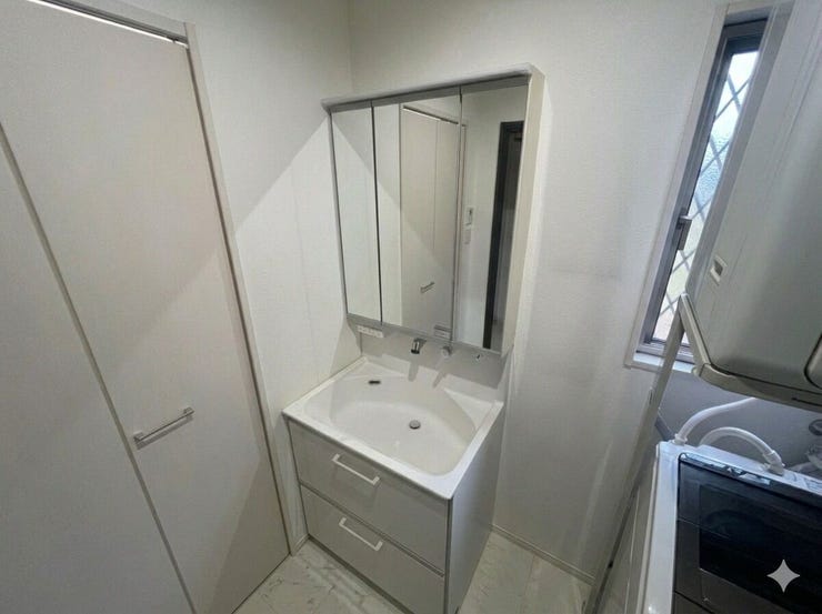 ※空室をイメージしCG加工したものです。
画像は実際の室内写真と間取り図から再現した「室内イメージ」で実際とは多少異なります。