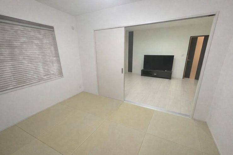 ※空室をイメージしCG加工したものです。
画像は実際の室内写真と間取り図から再現した「室内イメージ」で実際とは多少異なります。