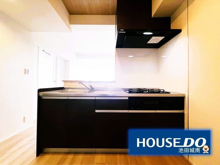 重厚感たっぷりのキッチン♪♪