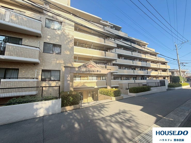 【外観】
人気の中央区エリアのマンションです!