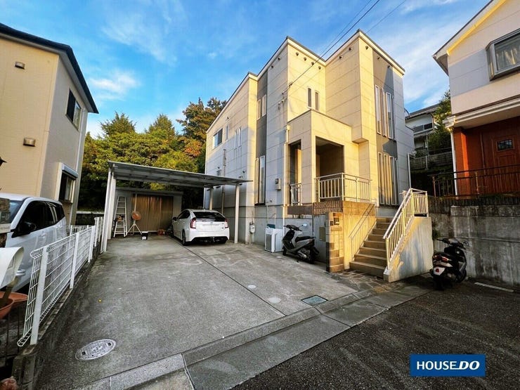 駐車場も広々♪4台可能♪♪