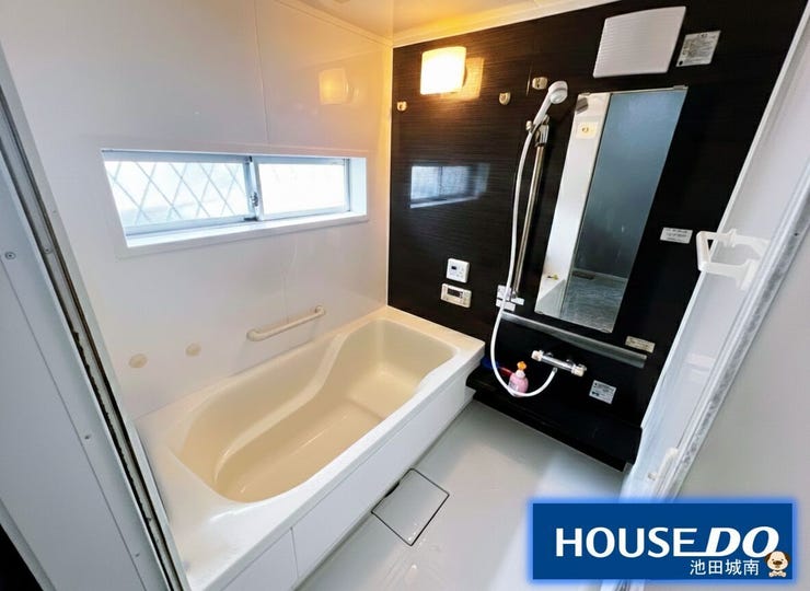 お風呂に窓あります♪♪