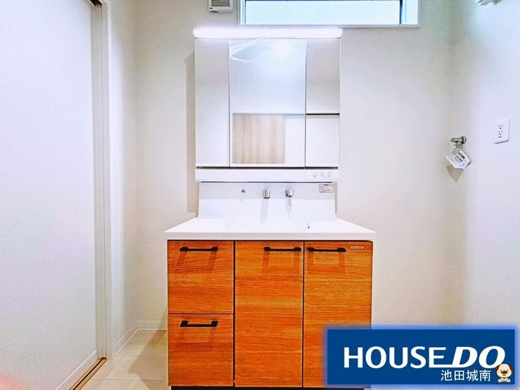 洗面所に窓は嬉しいですね♪♪