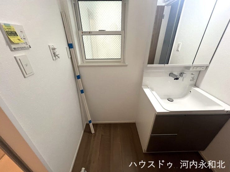 窓があるから換気もしやすく、毎日のお手入れもラクちんです。