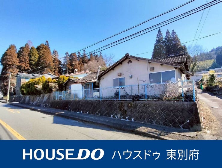 【外観】
県道11号側から撮影した画像です。陽を遮る建物もないため、日当たりも良好です。