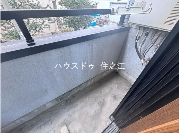 バルコニー2ヵ所ございます