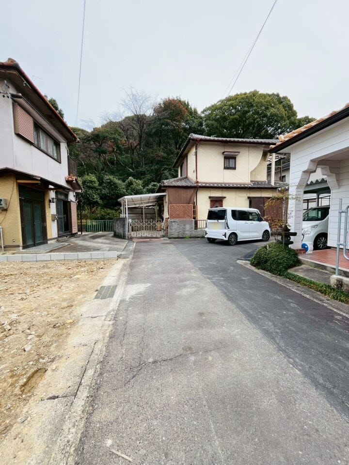 【夢のマイホーム購入、皆さん完成前に購入されています!】
後悔をしないためにもライバルの少ない完成前物件の検討をされてみてはいかがでしょうか?