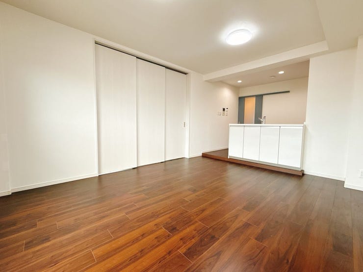 13帖のLDKは室温の調整がしやすく、電気代の節約にも電気代や光熱費の節約にもつながります♪