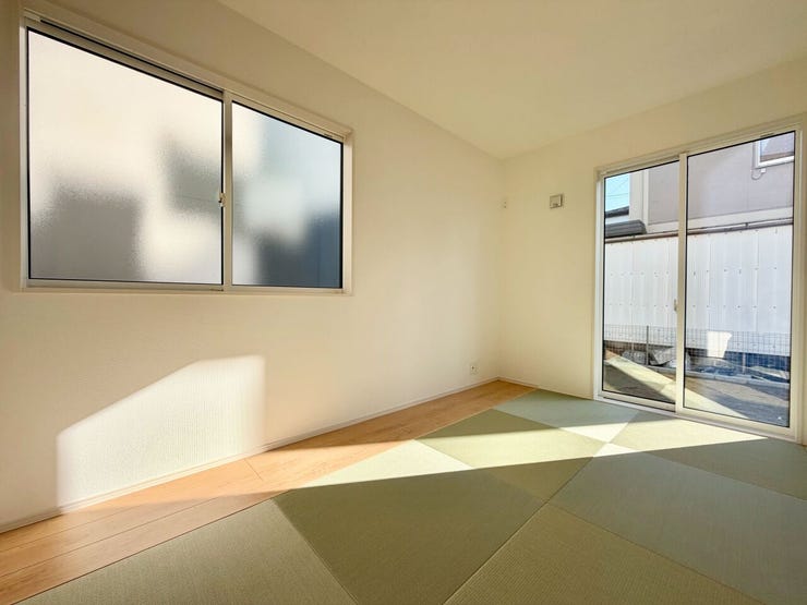 畳の和室は小さなお子様のお世話に大活躍♪