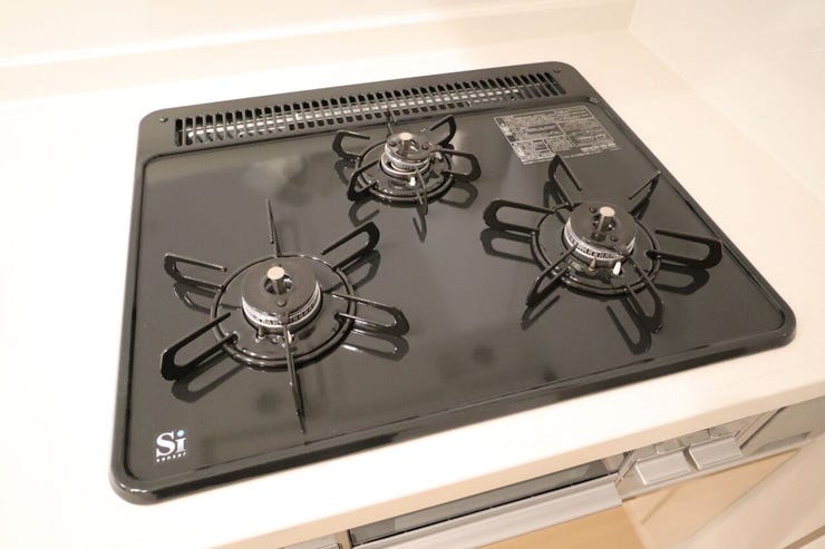 3口コンロ 同仕様
一度にたくさんのお料理が作れるので便利です!