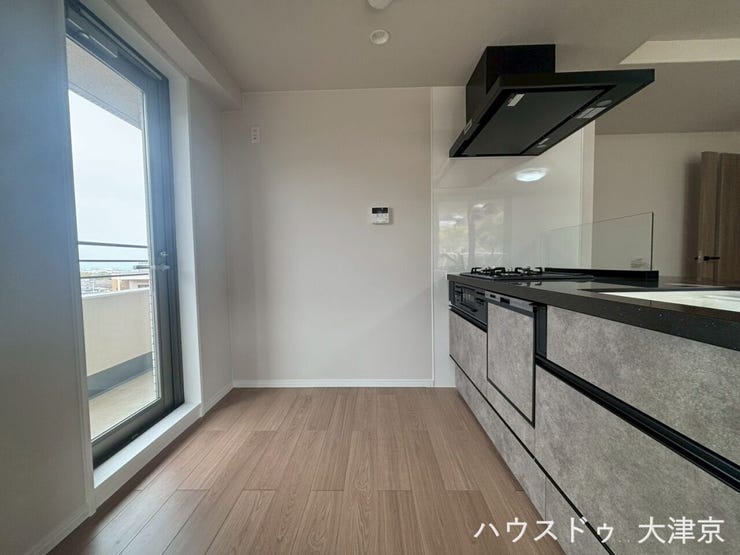 勝手口付きで通気性も良好。ゴミ出しもスムーズな家事楽設計。