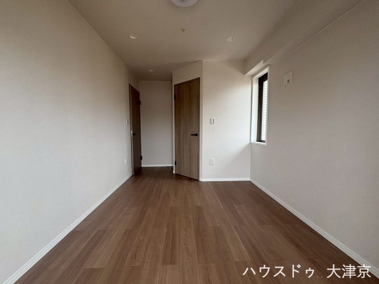 ウォークインクローゼット付きの洋室は主寝室におすすめ。