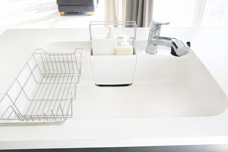 ゆとりあるワイドシンク。
大きな鍋やフライパンもゆったり洗え、家事効率を高めます。