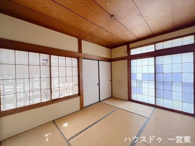 6畳和室:南向きで明るい室内は押し入れもあり使いやすくなっています。畳はクッション性があるので小さなお子様にも安心ですね。