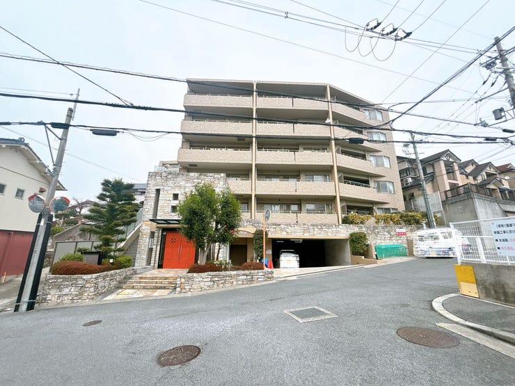 閑静な住宅地で子育て環境にもピッタリです◎