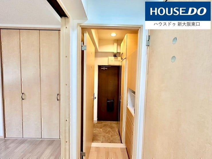 【新調】玄関周辺もしっかりリノベーション。シューズボックスは新調されています。