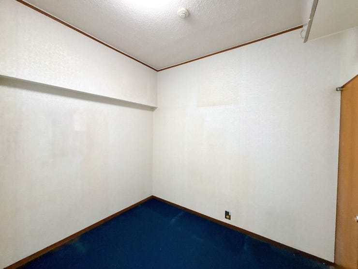 白を基調にした内装でインテリアが引き立ちます◎