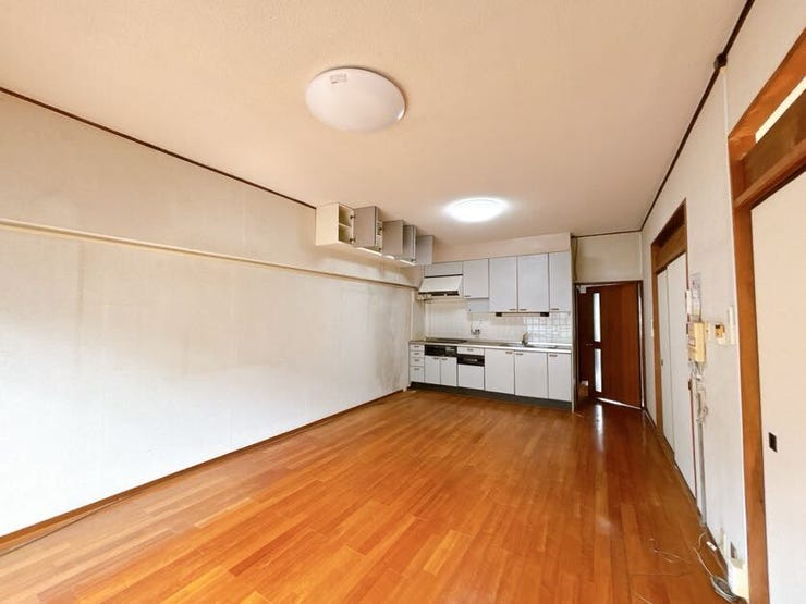 開放感のある広いLDK!
家具やインテリアの配置も楽しめます。